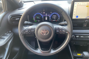 TOYOTA YARIS 116H COLLECTION 5P MC24