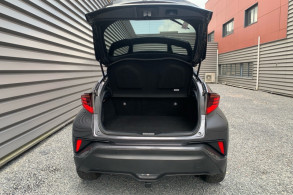 TOYOTA C HR 122H DISTINCTIVE 2WD E CVT MC19