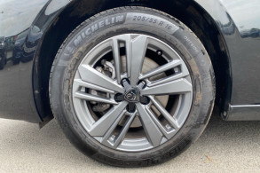 PEUGEOT 308 1.5 BLUEHDI 130CH S S ACTIVE PACK EAT8