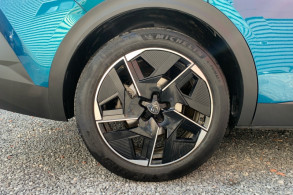 PEUGEOT 408 PHEV 180CH ALLURE E EAT8