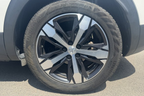 PEUGEOT 3008 1.2 PURETECH 130CH CROSSWAY S S