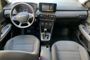 DACIA JOGGER 1.6 HYBRID 140CH EXTREME 5 PLACES