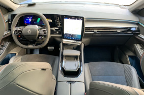 RENAULT RAFALE NEUF 20 1.2 E TECH FULL HYBRID 200CH ESPRIT ALPINE 25