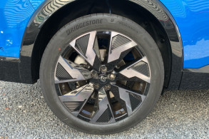 RENAULT RAFALE NEUF 20 1.2 E TECH FULL HYBRID 200CH ESPRIT ALPINE 25