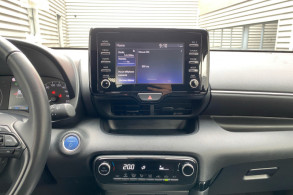 TOYOTA YARIS 116H DYNAMIC 5P MC24