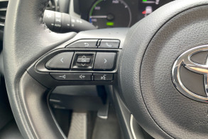 TOYOTA YARIS 116H DYNAMIC 5P MC24