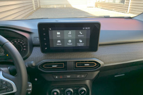 DACIA SANDERO NEUF 1.0 TCE 90CH STEPWAY EXPRESSION AUTO 24