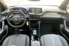 PEUGEOT 2008 1.5 BLUEHDI 130CH S S ALLURE EAT8