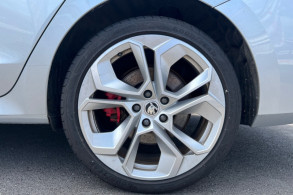 SKODA OCTAVIA COMBI 1.4 TSI PHEV IV 245CH RS DSG6E EURO6D AP