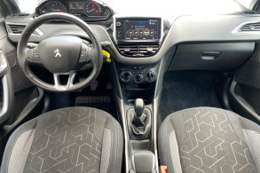 PEUGEOT 2008 1.2 PURETECH 82CH STYLE