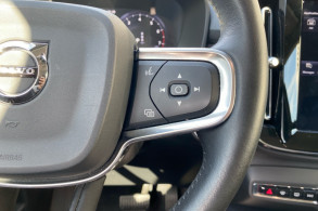 VOLVO XC40 T3 163CH MOMENTUM GEARTRONIC 8