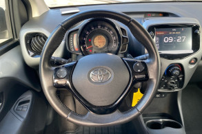 TOYOTA AYGO 1.0 VVT I 72CH X PLAY X SHIFT 5P MY21