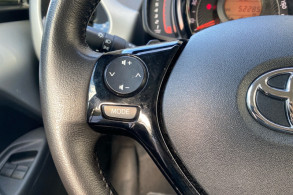 TOYOTA AYGO 1.0 VVT I 72CH X PLAY X SHIFT 5P MY21