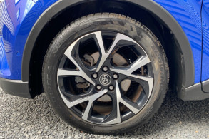 TOYOTA C HR 122H COLLECTION 2WD E CVT RC18