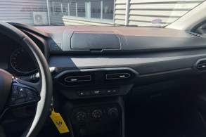 DACIA SANDERO 1.0 TCE 90CH STEPWAY ESSENTIAL 24