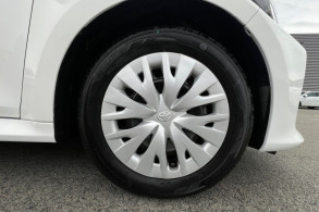 TOYOTA YARIS 116H FRANCE BUSINESS 5P