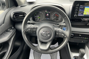 TOYOTA YARIS 116H FRANCE BUSINESS 5P