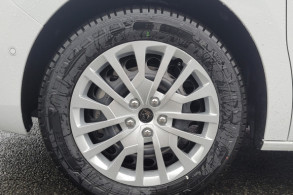 PEUGEOT EXPERT FG M 2.0 BLUEHDI 145CH S S PACK PREMIUM CONNECT EAT8