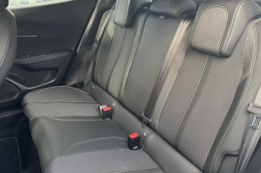 PEUGEOT 2008 1.2 ESSENCE 130CH S S GT EAT8