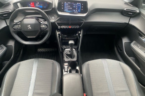 PEUGEOT 208 1.2 ESSENCE 100CH S S ALLURE PACK