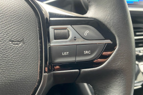 PEUGEOT 208 1.2 ESSENCE 100CH S S ALLURE PACK