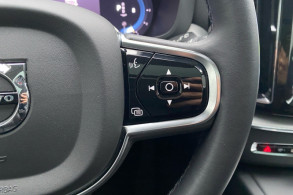 VOLVO XC60 B4 197CH PLUS STYLE DARK GEARTRONIC