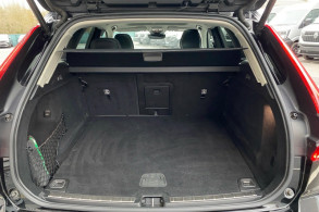 VOLVO XC60 B4 197CH PLUS STYLE DARK GEARTRONIC