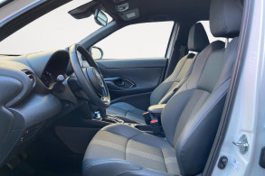 TOYOTA YARIS CROSS 116H DESIGN MC24