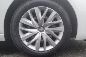 PEUGEOT 308 BUSINESS R 1.5 BLUEHDI 130 S S ACTIVE