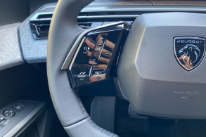 PEUGEOT 5008 NEUF 27 HYBRID 145CH ALLURE E DCS6