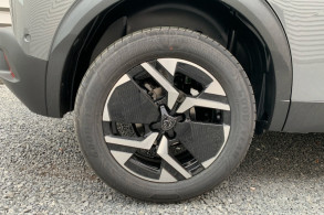 PEUGEOT 2008 NEUF 30 1.2 HYBRID 145CH GT E DCS6