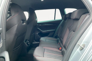 SKODA OCTAVIA COMBI 1.4 TSI PHEV IV 245CH RS DSG6E EURO6D AP