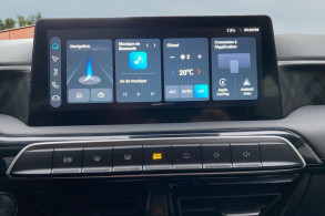 MG MOTOR MG3 HYBRID 195CH LUXURY