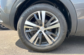 PEUGEOT 3008 1.5 BLUEHDI 130CH S S ALLURE EAT8