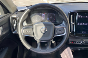 VOLVO XC40 T3 163CH MOMENTUM GEARTRONIC 8