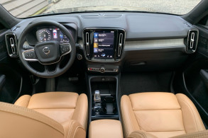 VOLVO XC40 T4 RECHARGE 129 82CH INSCRIPTION DCT 7