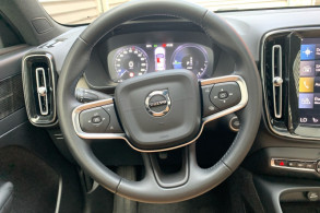 VOLVO XC40 T4 RECHARGE 129 82CH INSCRIPTION DCT 7