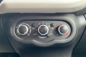 RENAULT TWINGO III 0.9 TCE 90CH ENERGY INTENS