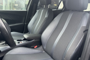 PEUGEOT 2008 1.2 ESSENCE 100CH S S ALLURE 122G