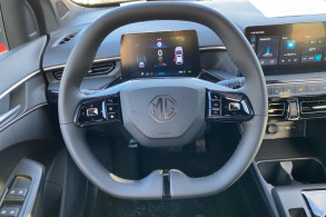 MG MOTOR MG3 NEUF HYBRID 195CH LUXURY