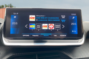 PEUGEOT 2008 1.5 BLUEHDI 130CH S S ALLURE EAT8