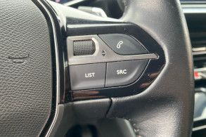 PEUGEOT 2008 1.5 BLUEHDI 130CH S S ALLURE EAT8