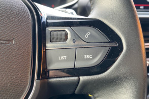 PEUGEOT 2008 1.2 ESSENCE 130CH S S ALLURE EAT8