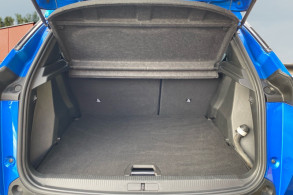 PEUGEOT 2008 1.2 ESSENCE 130CH S S ALLURE EAT8