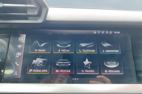 AUDI A3 SPORTBACK 30 TFSI 110CH BUSINESS LINE BVA